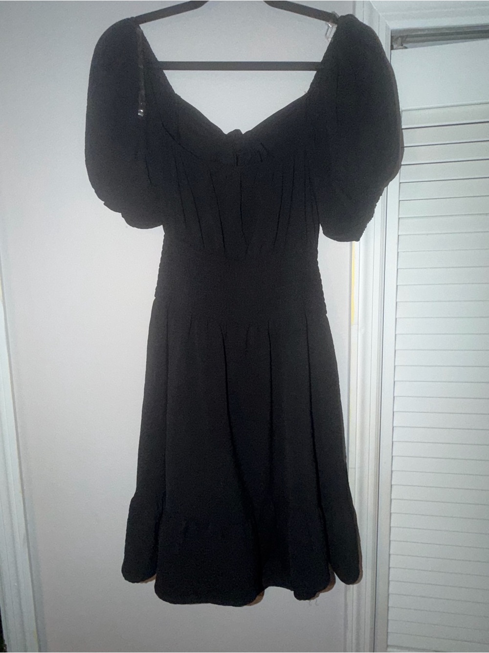 Classic Black Puff-Sleeve Midi Dress